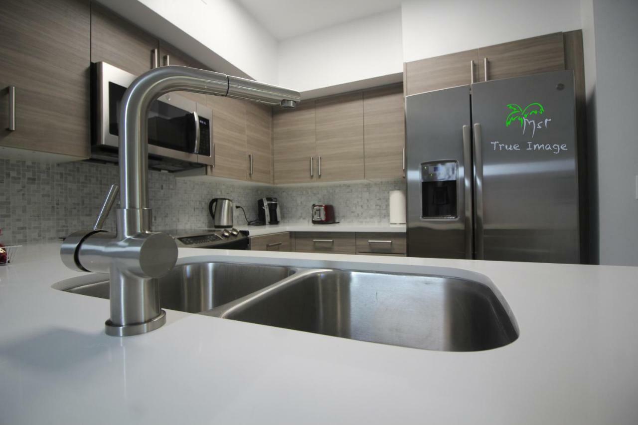 Yacht Club At Aventura 2 Bed 2 Bath Luxurius Cozy Brand New 아파트 외부 사진