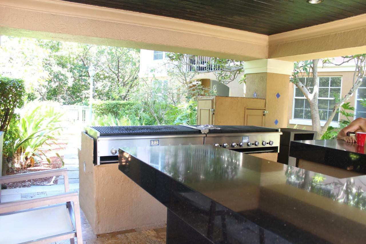 Yacht Club At Aventura 2 Bed 2 Bath Luxurius Cozy Brand New 아파트 외부 사진